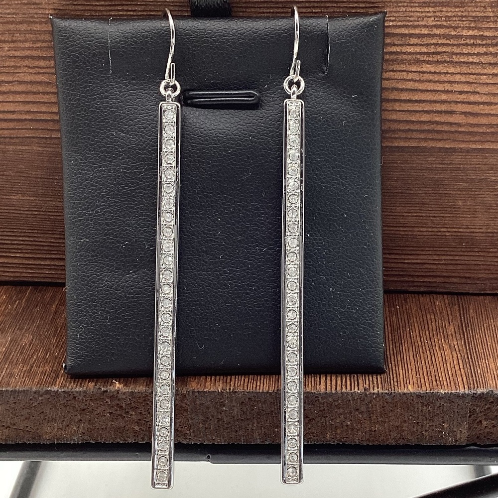 805. Silver & Diamond Straight Hanging Earrings